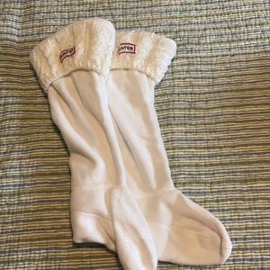 Hunter tall boot socks with cable knit top. Size M